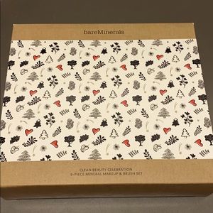 NEW BAREMINERALS Clean Beauty Celebration Set